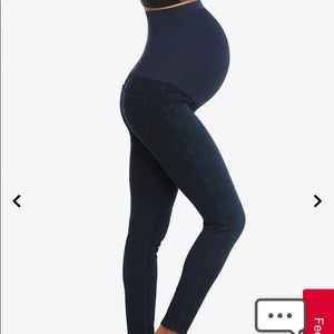 EUC SPANX® Mama Ankle Jean-ish Seamless Maternity Leggings in Medium